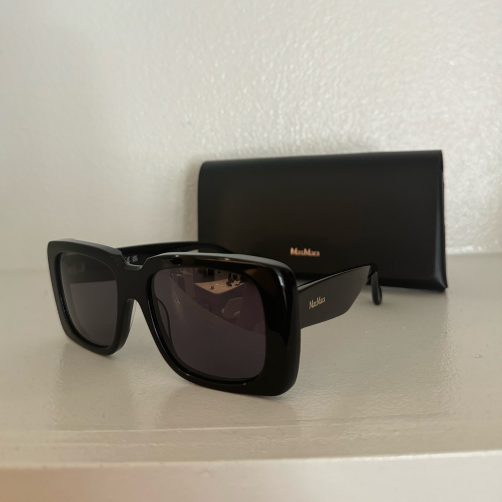 *BRAND NEW* Max Mara Sunglasses